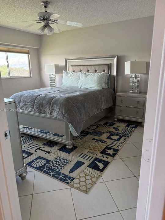 For Sale: $249,000 (2 beds, 2 baths, 1207 Square Feet)