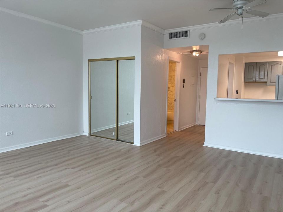 En Venta: $228,000 (0 camas, 1 baños, 450 Pies cuadrados)