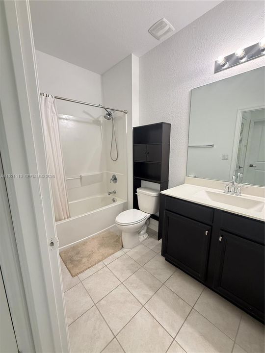 出租: $2,900 (3 贝兹, 2 浴室, 1496 平方英尺)