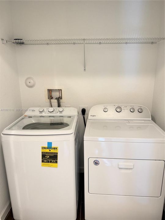 出租: $2,900 (3 贝兹, 2 浴室, 1496 平方英尺)