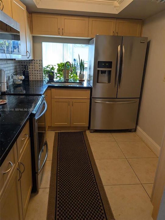 For Sale: $330,000 (3 beds, 2 baths, 1266 Square Feet)