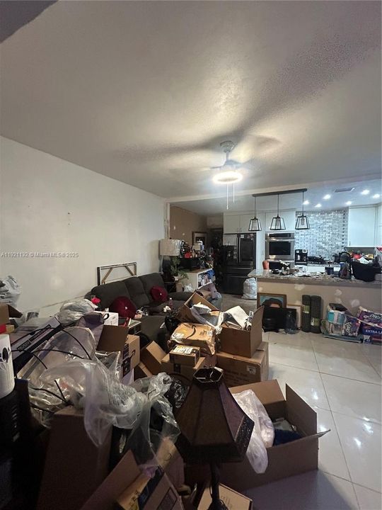 For Sale: $459,900 (3 beds, 2 baths, 1430 Square Feet)