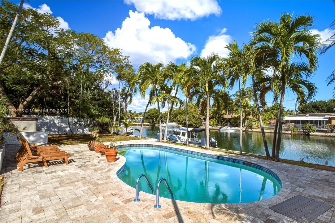 待售: $2,799,000 (4 贝兹, 4 浴室, 2552 平方英尺)