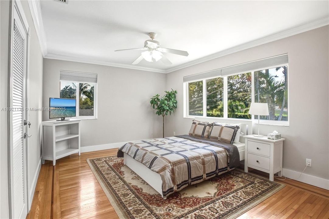 待售: $2,799,000 (4 贝兹, 4 浴室, 2552 平方英尺)