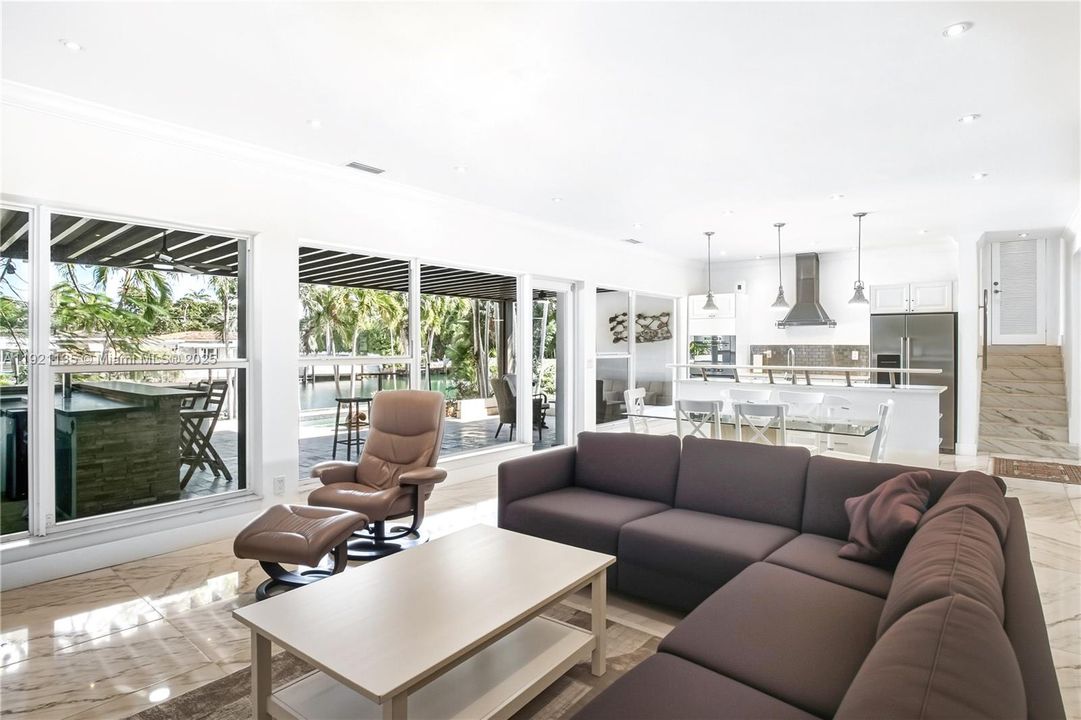 待售: $2,799,000 (4 贝兹, 4 浴室, 2552 平方英尺)