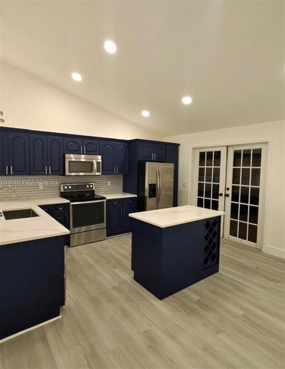 待售: $545,000 (3 贝兹, 2 浴室, 1347 平方英尺)