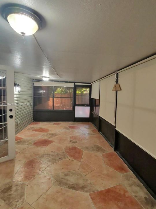 待售: $545,000 (3 贝兹, 2 浴室, 1347 平方英尺)