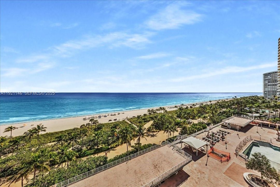 For Sale: $3,100,000 (3 beds, 2 baths, 1983 Square Feet)