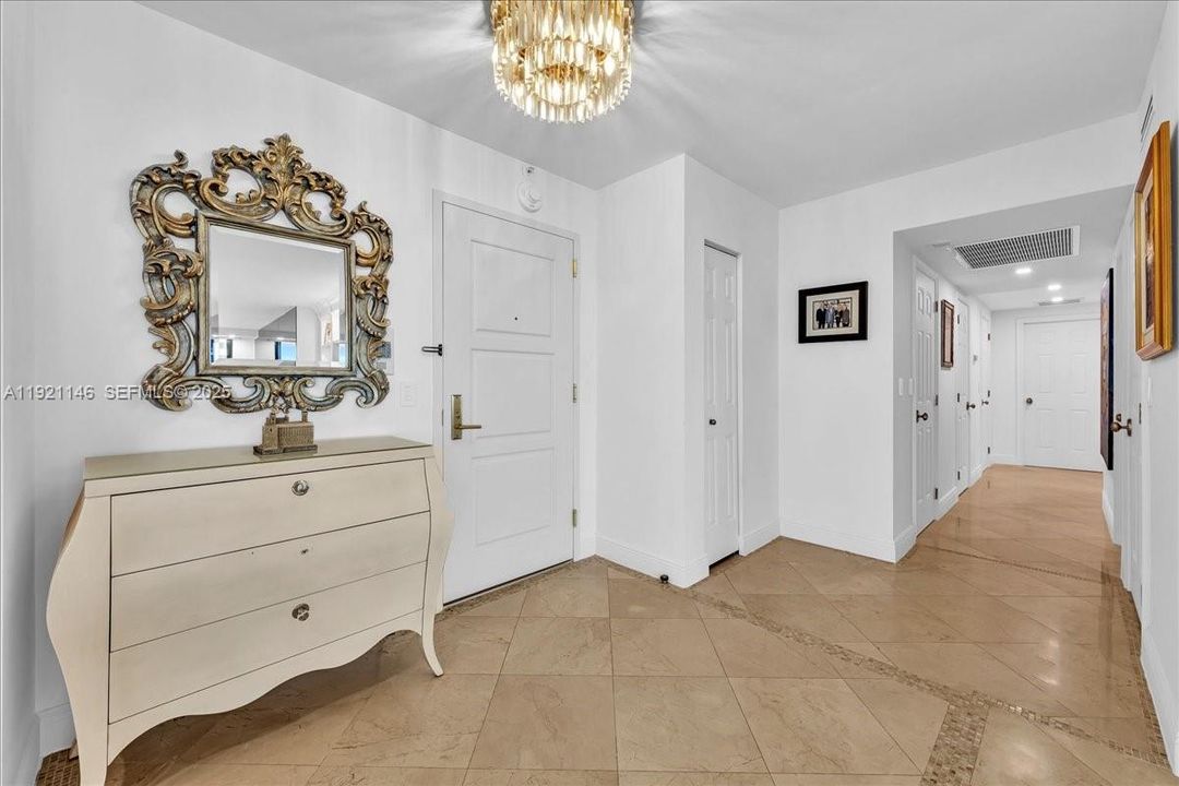 For Sale: $3,100,000 (3 beds, 2 baths, 1983 Square Feet)