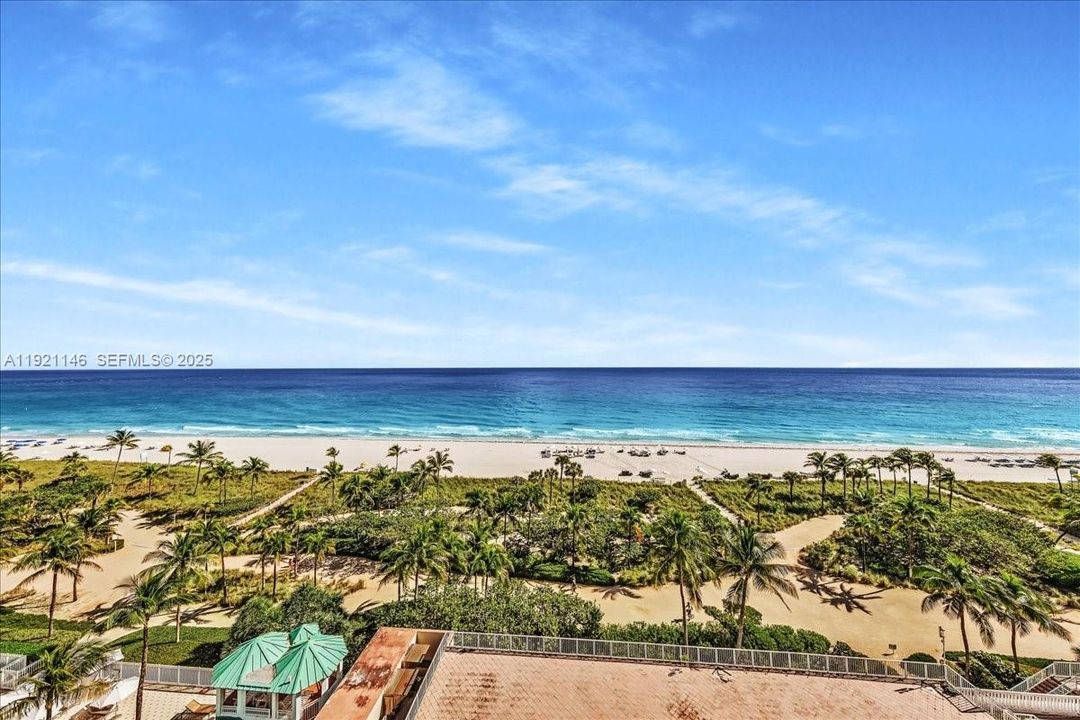 For Sale: $3,100,000 (3 beds, 2 baths, 1983 Square Feet)