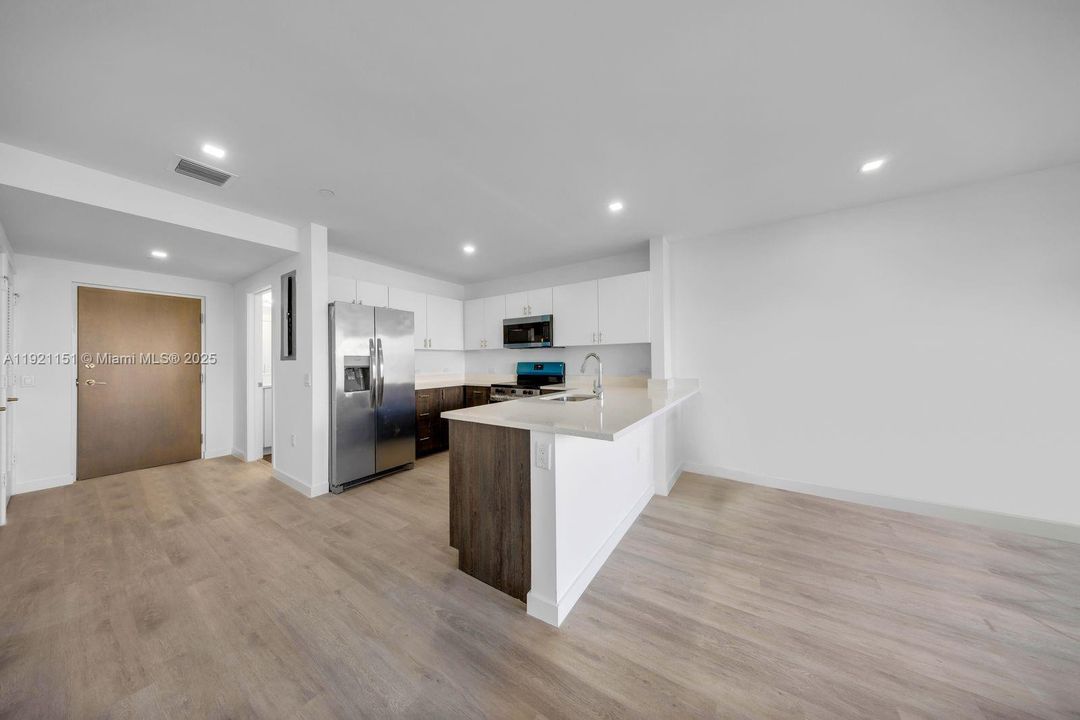 For Rent: $2,000 (0 beds, 1 baths, 0 Square Feet)