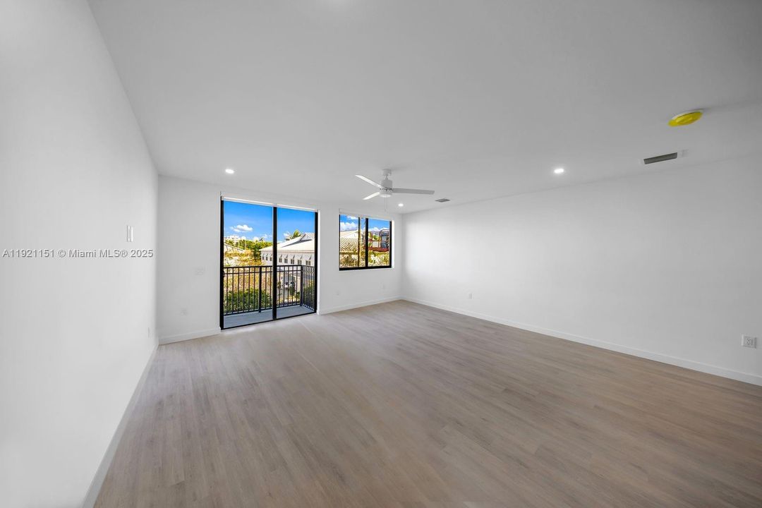 For Rent: $2,000 (0 beds, 1 baths, 0 Square Feet)