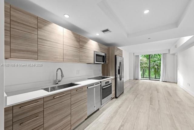 Activo con contrato: $3,000 (1 camas, 1 baños, 672 Pies cuadrados)