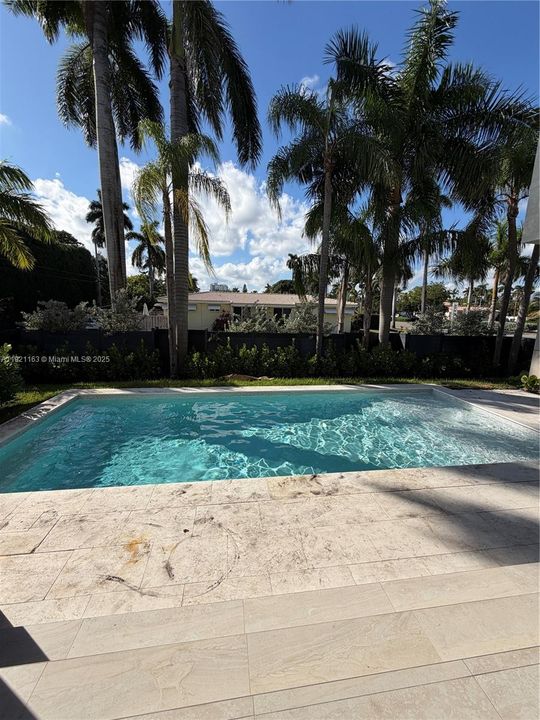 For Sale: $3,800,000 (5 beds, 5 baths, 3217 Square Feet)