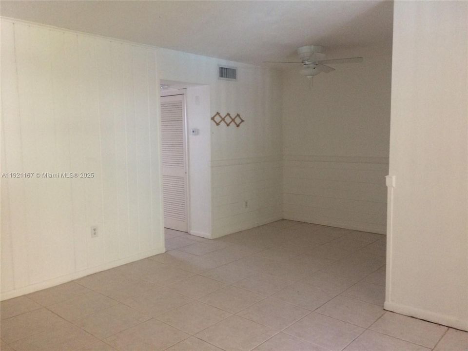 For Rent: $2,500 (1 beds, 1 baths, 608 Square Feet)
