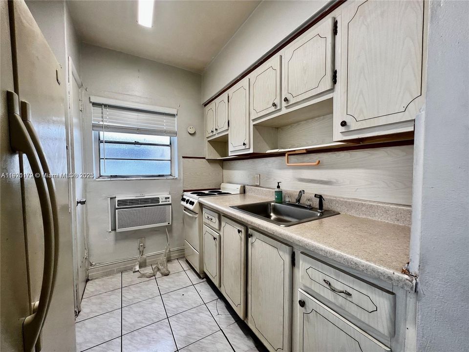 En Venta: $220,000 (0 camas, 1 baños, 392 Pies cuadrados)