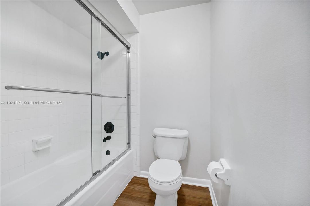 В аренду: $4,750 (4 спален, 2 ванн, 0 Квадратных фут)