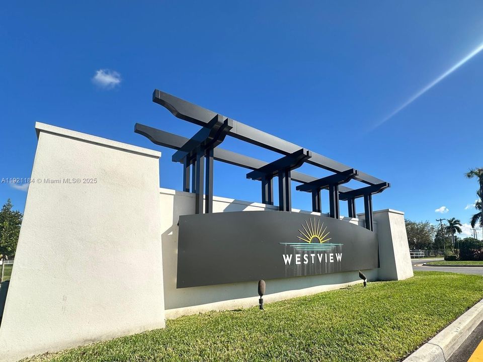 待售: $620,000 (3 贝兹, 2 浴室, 1695 平方英尺)