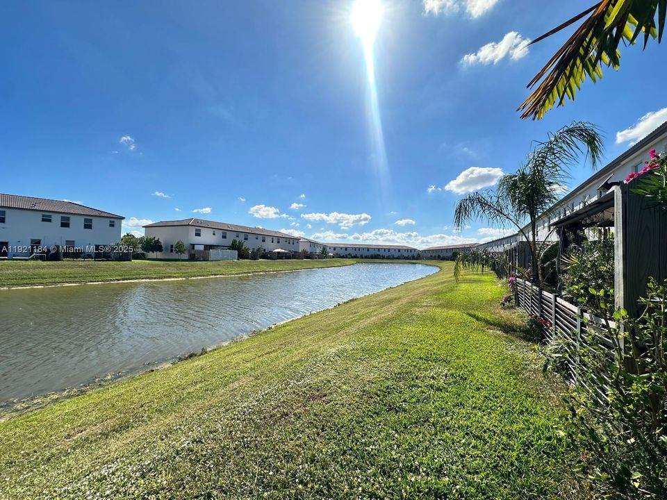 待售: $620,000 (3 贝兹, 2 浴室, 1695 平方英尺)