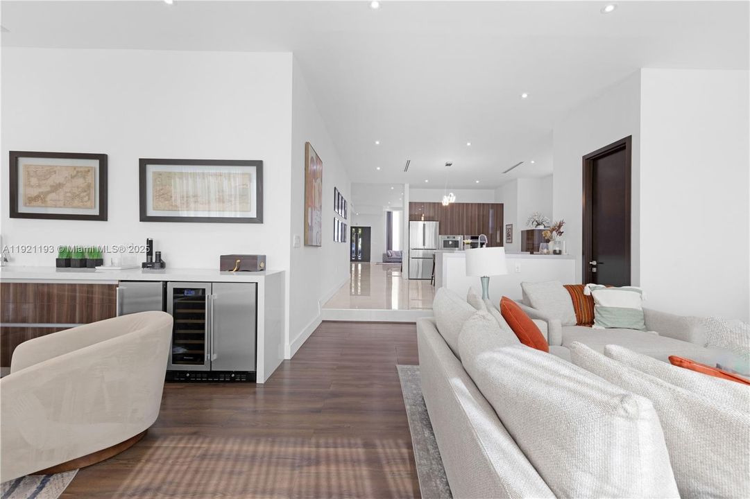 На продажу: $2,680,000 (3 спален, 3 ванн, 3444 Квадратных фут)