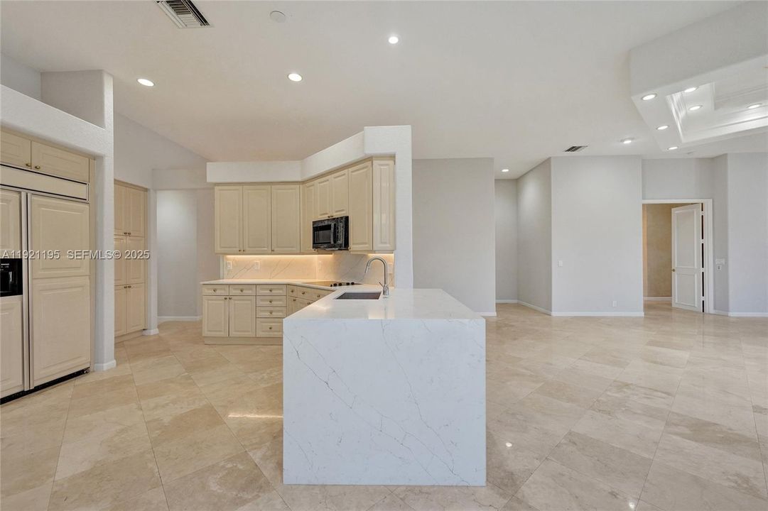 For Sale: $1,590,000 (3 beds, 4 baths, 2824 Square Feet)