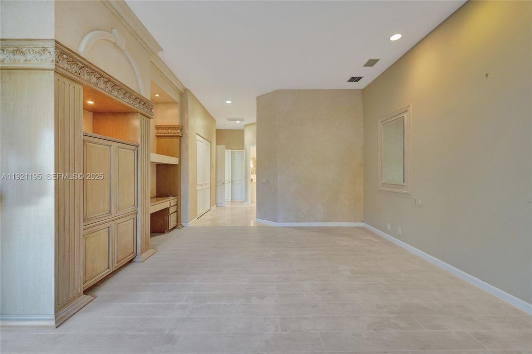 For Sale: $1,590,000 (3 beds, 4 baths, 2824 Square Feet)