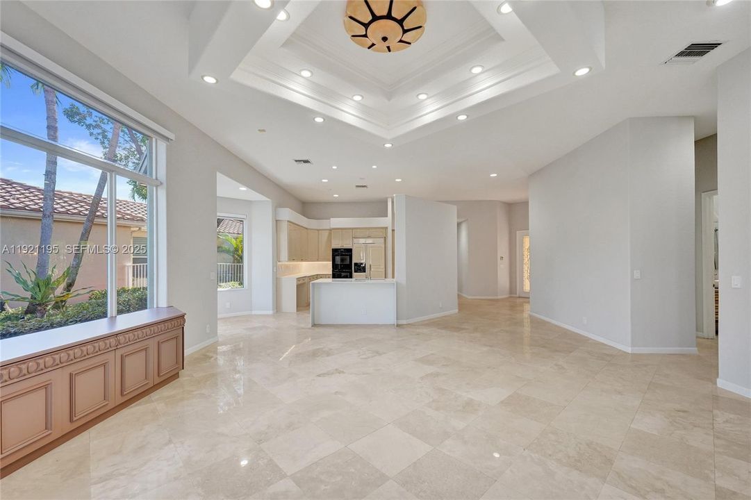 For Sale: $1,590,000 (3 beds, 4 baths, 2824 Square Feet)