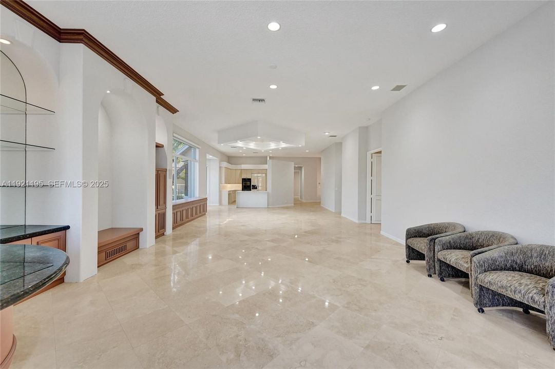 For Sale: $1,590,000 (3 beds, 4 baths, 2824 Square Feet)