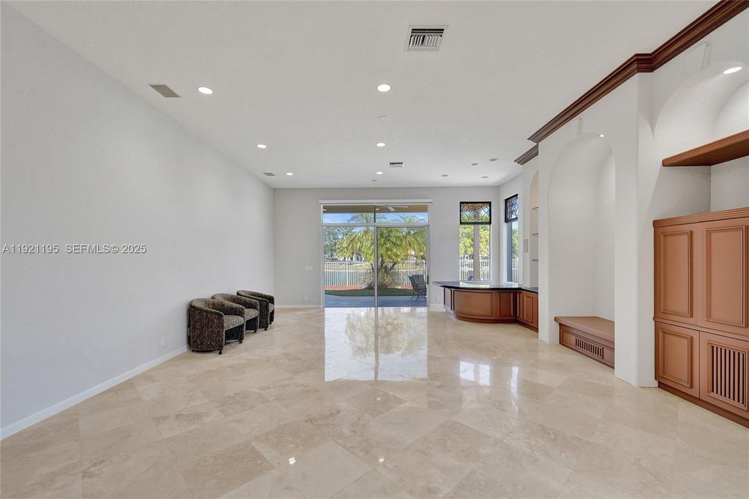 For Sale: $1,590,000 (3 beds, 4 baths, 2824 Square Feet)