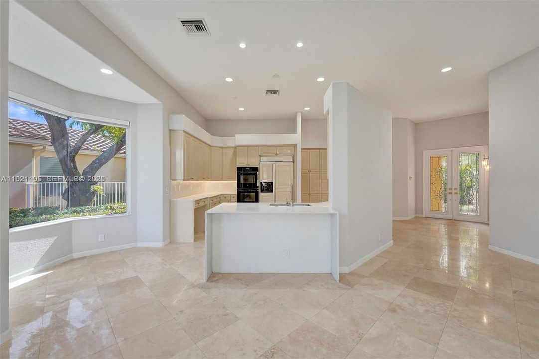 For Sale: $1,590,000 (3 beds, 4 baths, 2824 Square Feet)