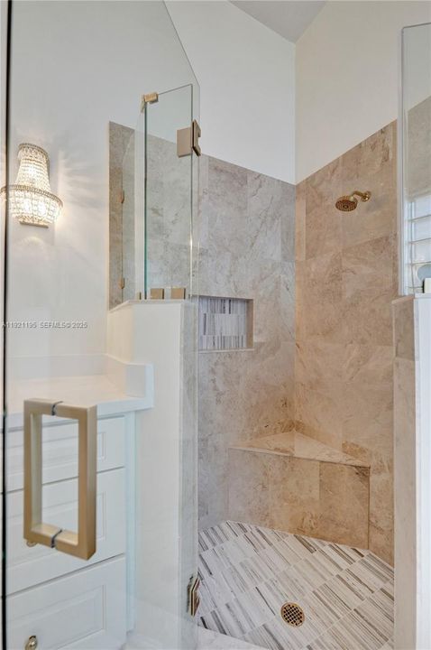 For Sale: $1,590,000 (3 beds, 4 baths, 2824 Square Feet)