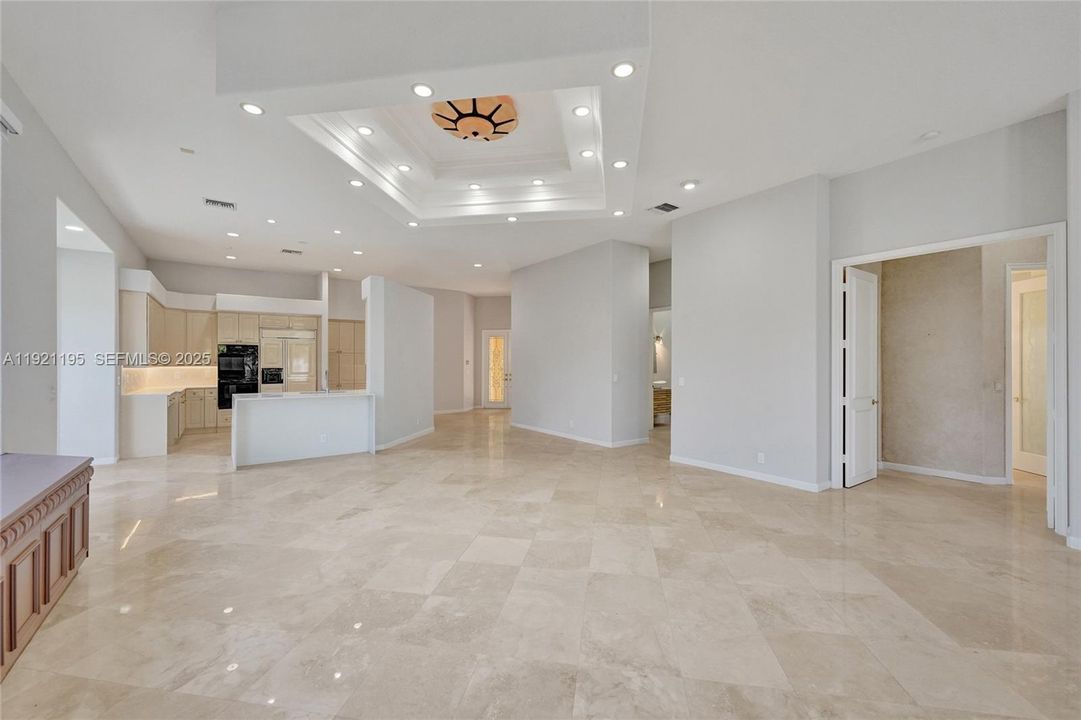 For Sale: $1,590,000 (3 beds, 4 baths, 2824 Square Feet)