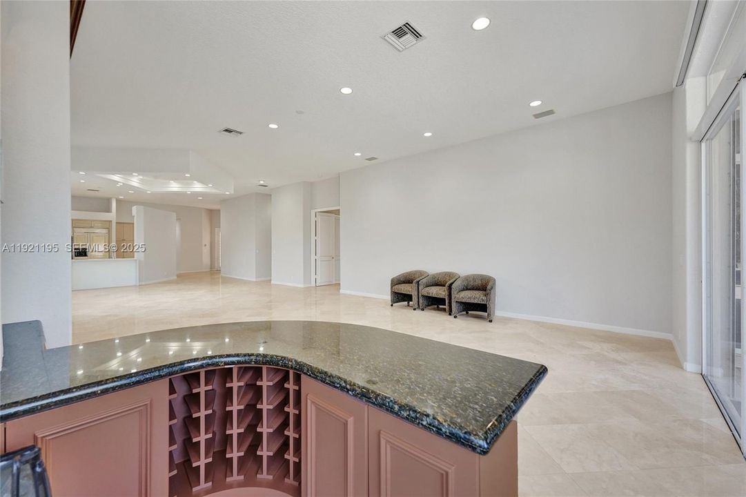 For Sale: $1,590,000 (3 beds, 4 baths, 2824 Square Feet)