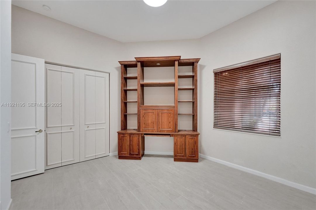 For Sale: $1,590,000 (3 beds, 4 baths, 2824 Square Feet)