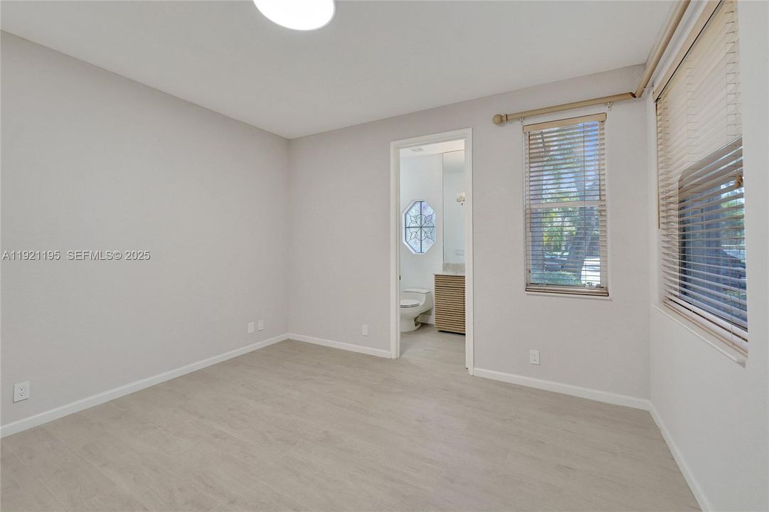 For Sale: $1,590,000 (3 beds, 4 baths, 2824 Square Feet)