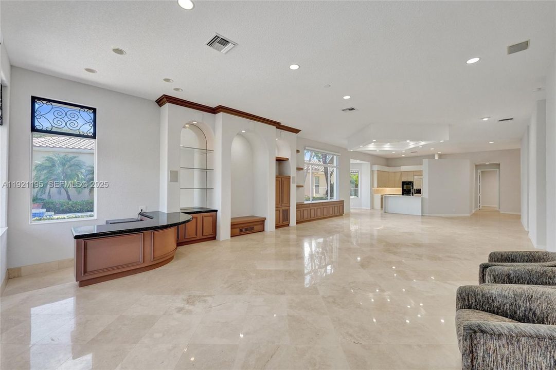 For Sale: $1,590,000 (3 beds, 4 baths, 2824 Square Feet)