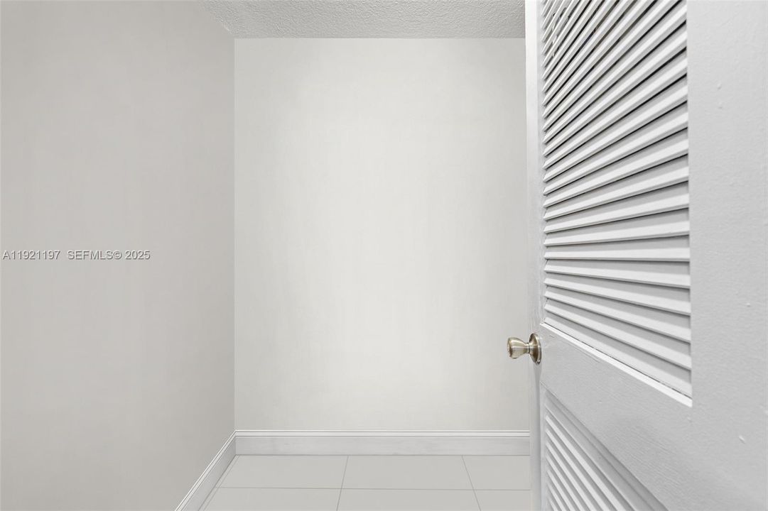 На продажу: $849,999 (3 спален, 2 ванн, 1787 Квадратных фут)