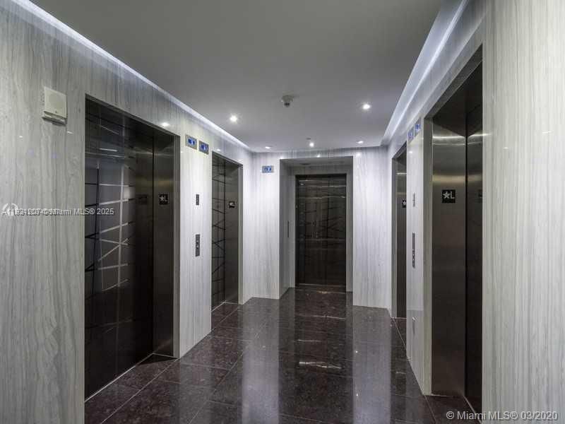 В аренду: $7,500 (3 спален, 3 ванн, 1571 Квадратных фут)