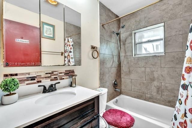 For Sale: $469,000 (3 beds, 2 baths, 1438 Square Feet)