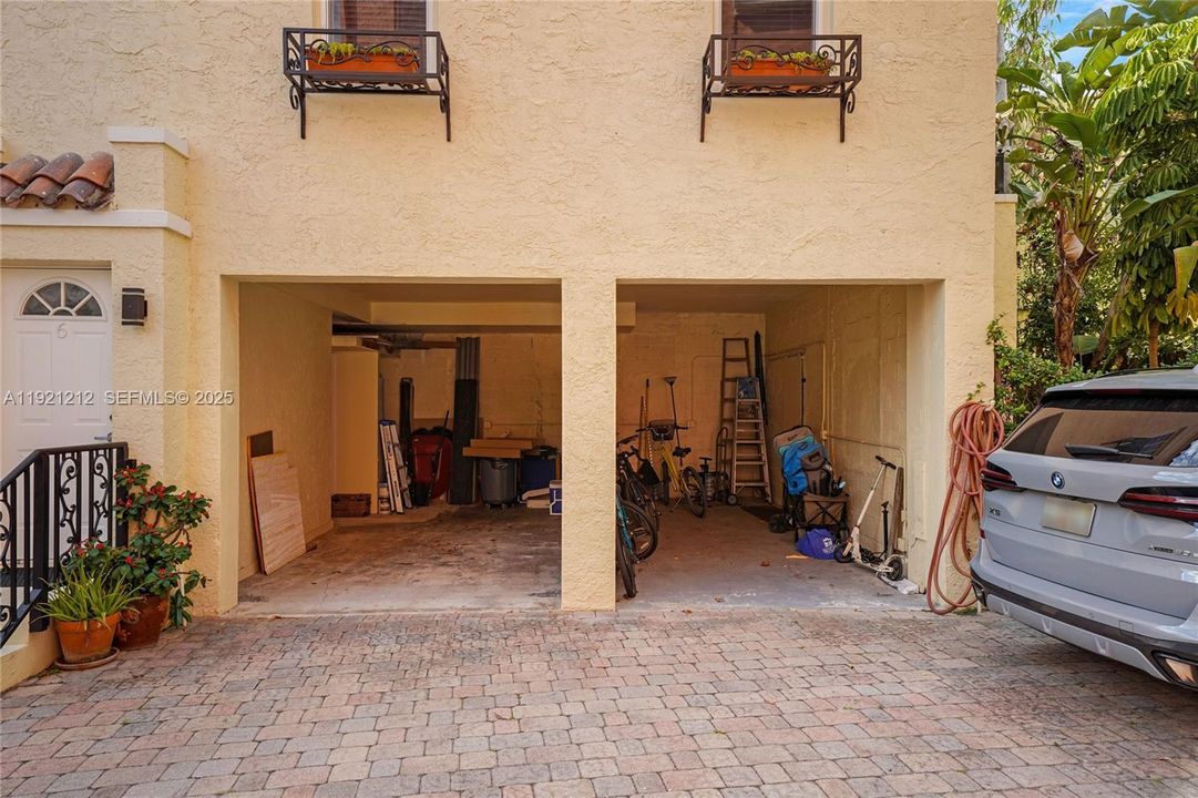 En Venta: $619,000 (2 camas, 2 baños, 982 Pies cuadrados)