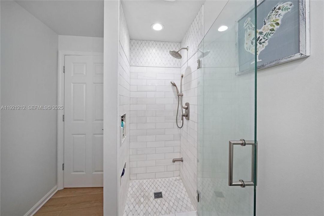 En Venta: $619,000 (2 camas, 2 baños, 982 Pies cuadrados)