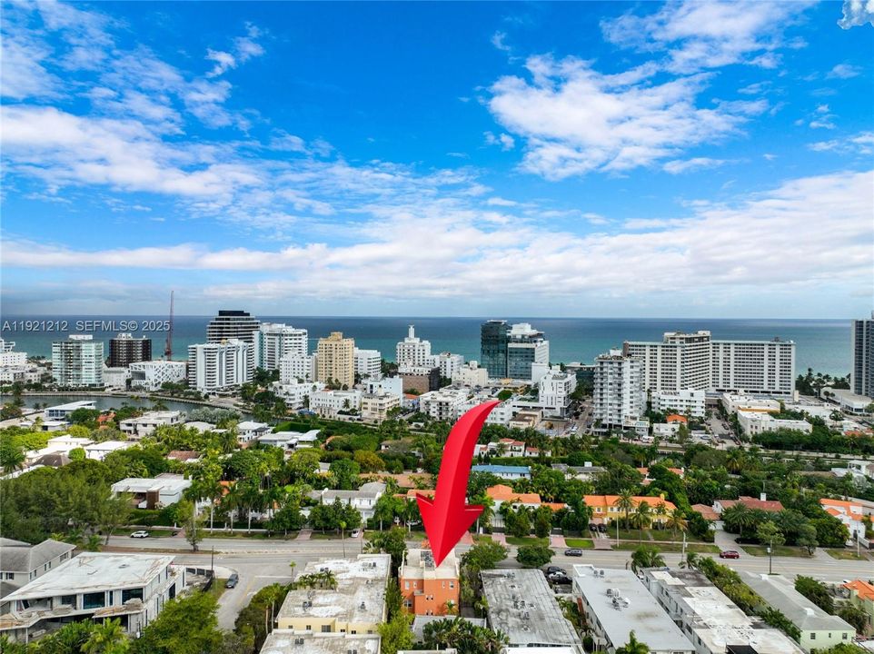 En Venta: $619,000 (2 camas, 2 baños, 982 Pies cuadrados)