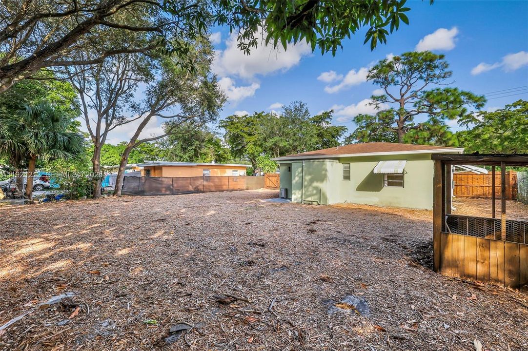 En Renta: $2,150 (2 camas, 1 baños, 750 Pies cuadrados)