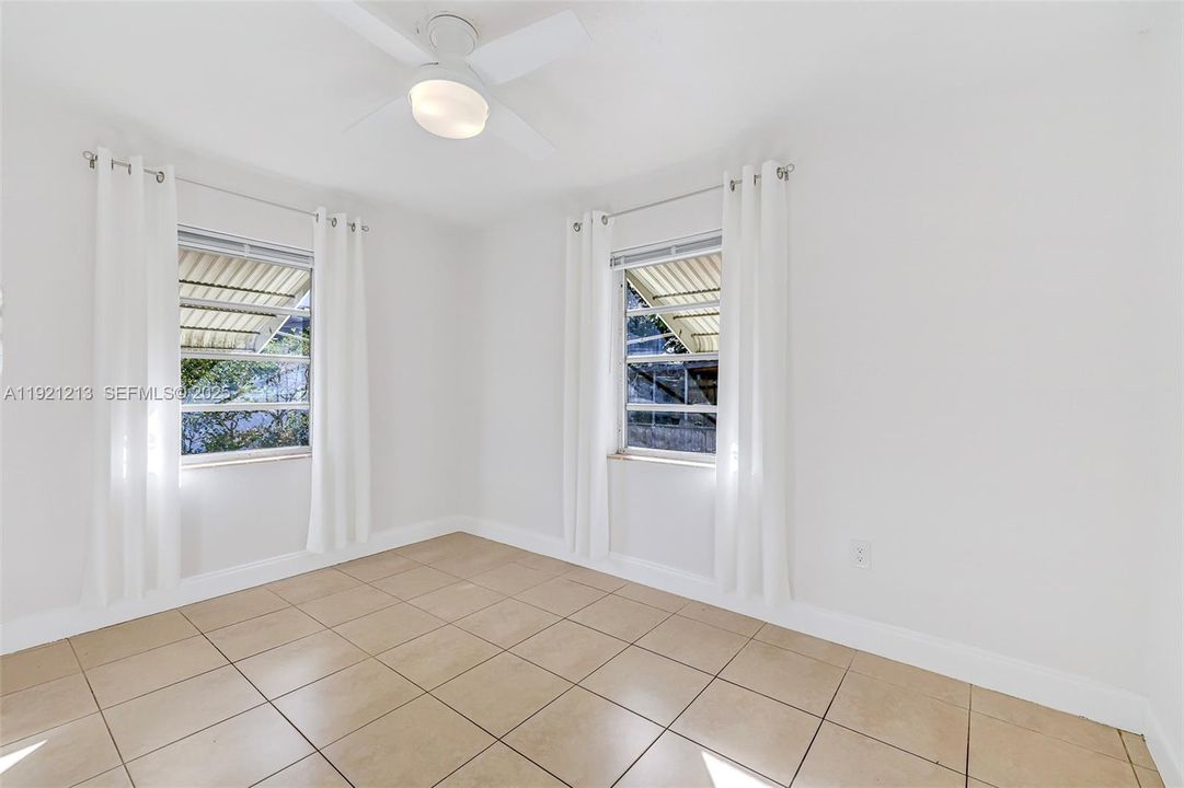 En Renta: $2,150 (2 camas, 1 baños, 750 Pies cuadrados)