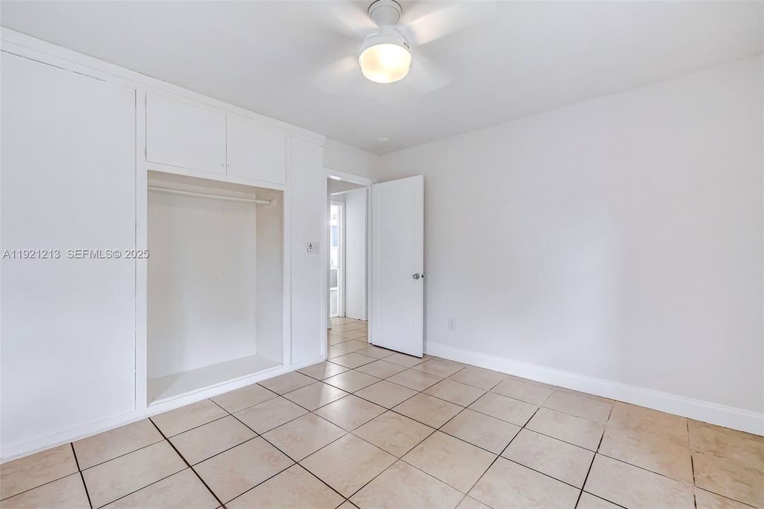 En Renta: $2,150 (2 camas, 1 baños, 750 Pies cuadrados)