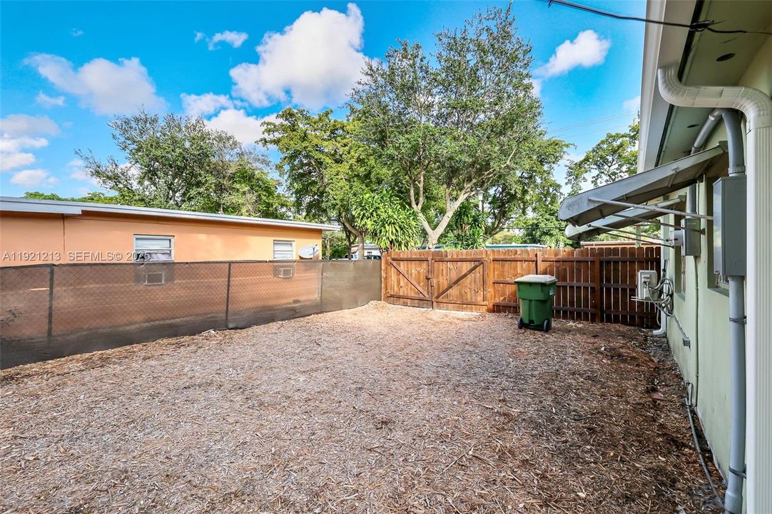 En Renta: $2,150 (2 camas, 1 baños, 750 Pies cuadrados)