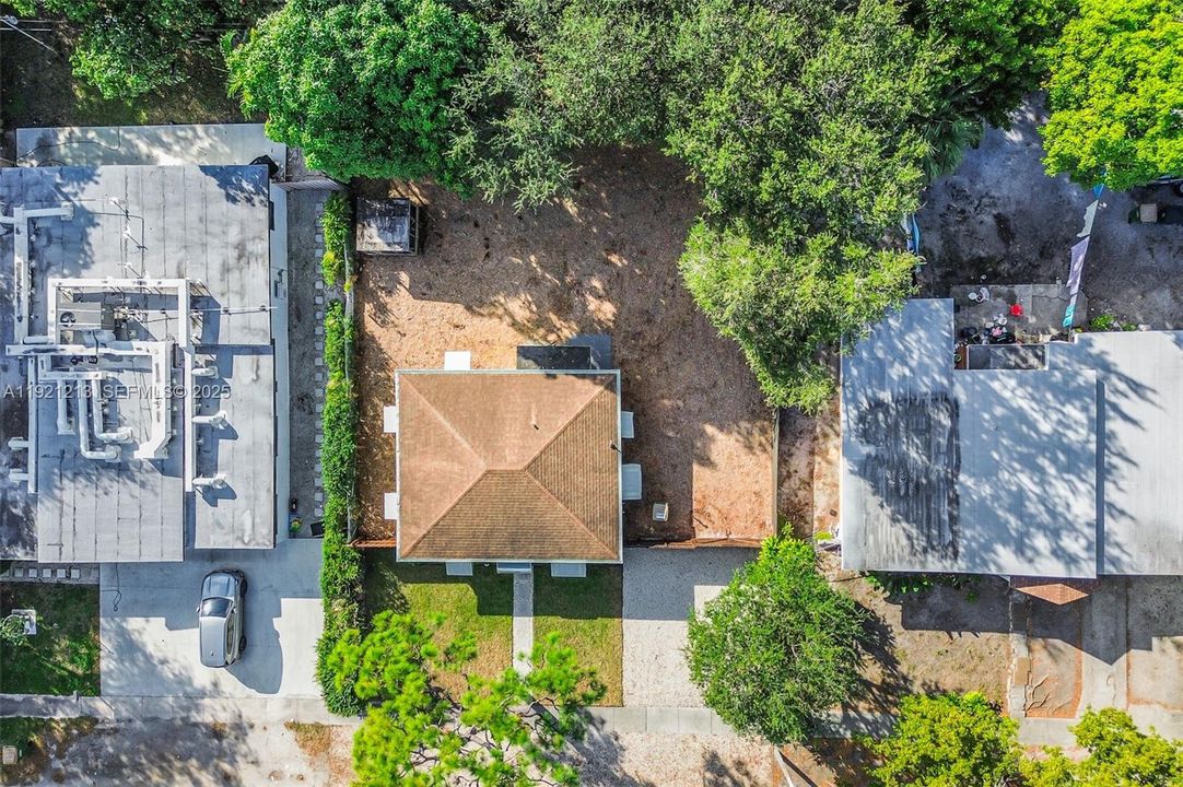 En Renta: $2,150 (2 camas, 1 baños, 750 Pies cuadrados)