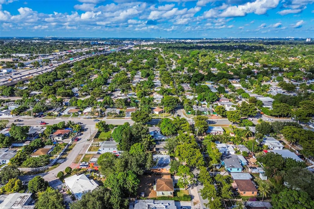 En Renta: $2,150 (2 camas, 1 baños, 750 Pies cuadrados)