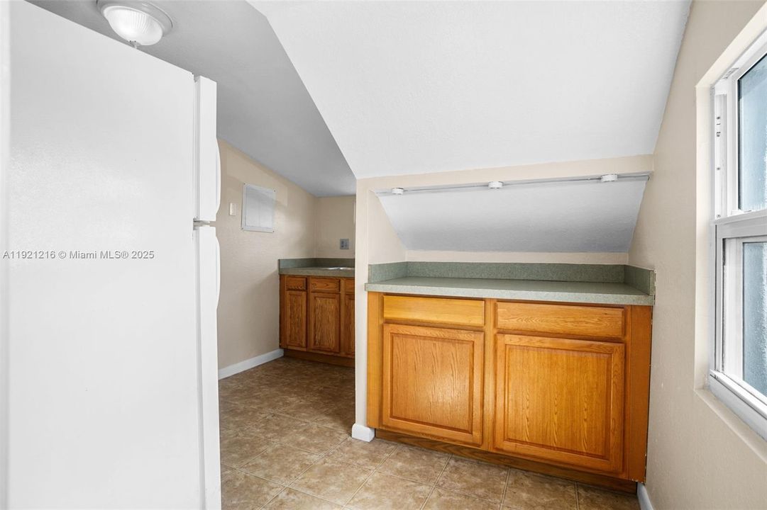 For Sale: $522,000 (3 beds, 2 baths, 1323 Square Feet)