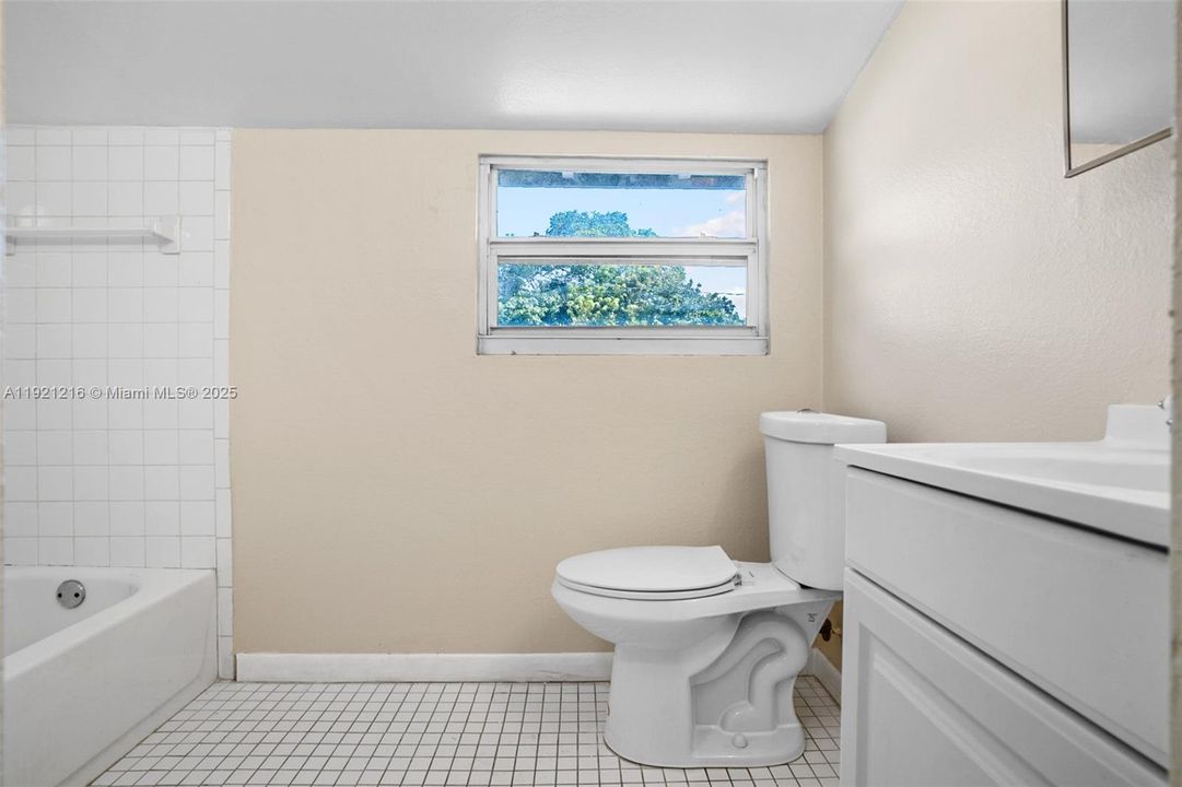 For Sale: $522,000 (3 beds, 2 baths, 1323 Square Feet)